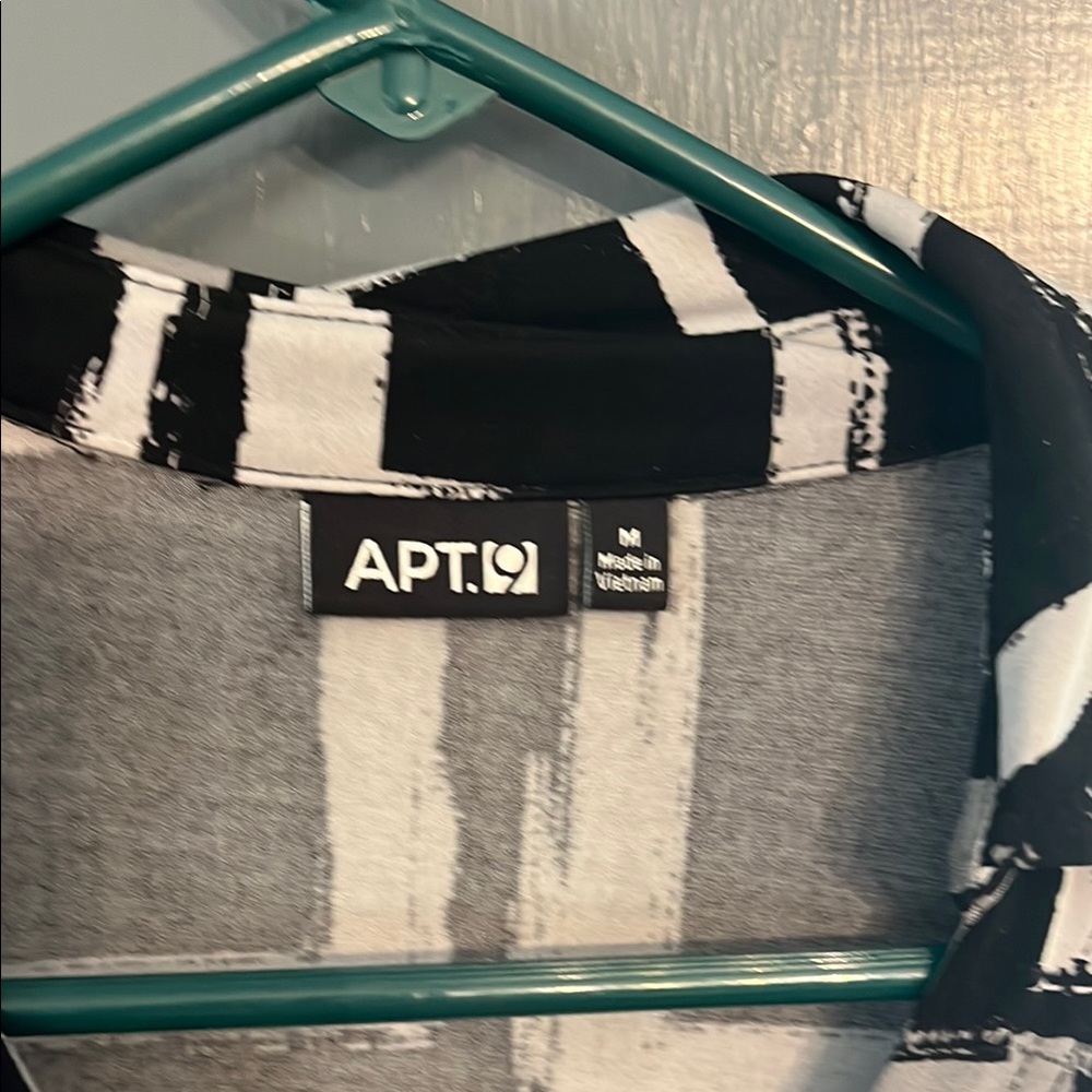 Apt. 9 Monochrome Striped Top